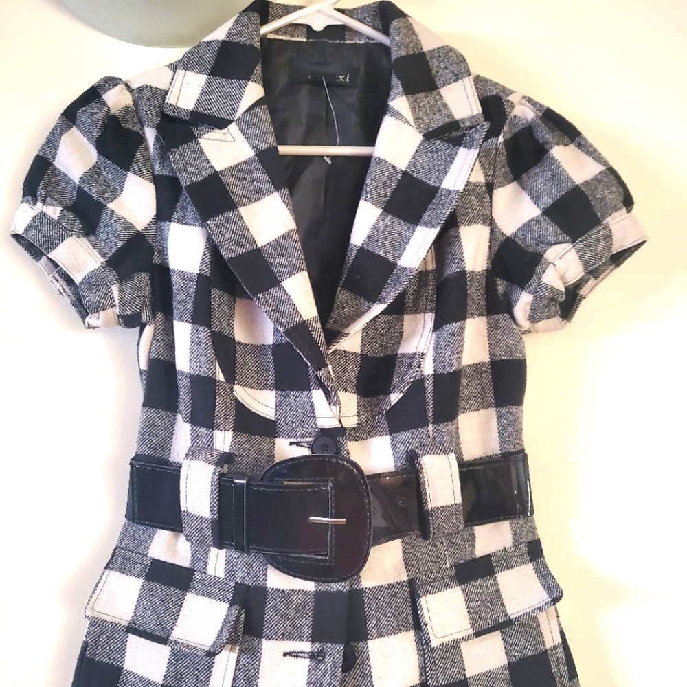 Short sleeve Blazer/ jacket with belt